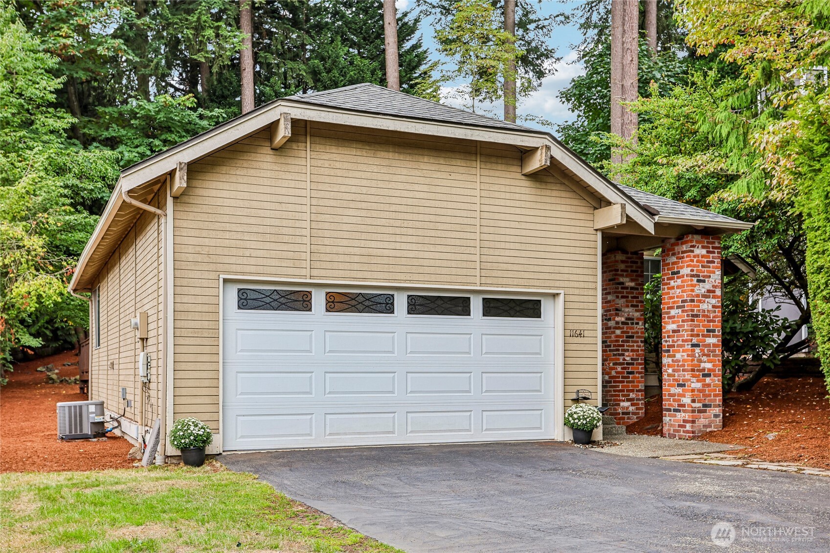 Property photo for 11641 NE 95th Street