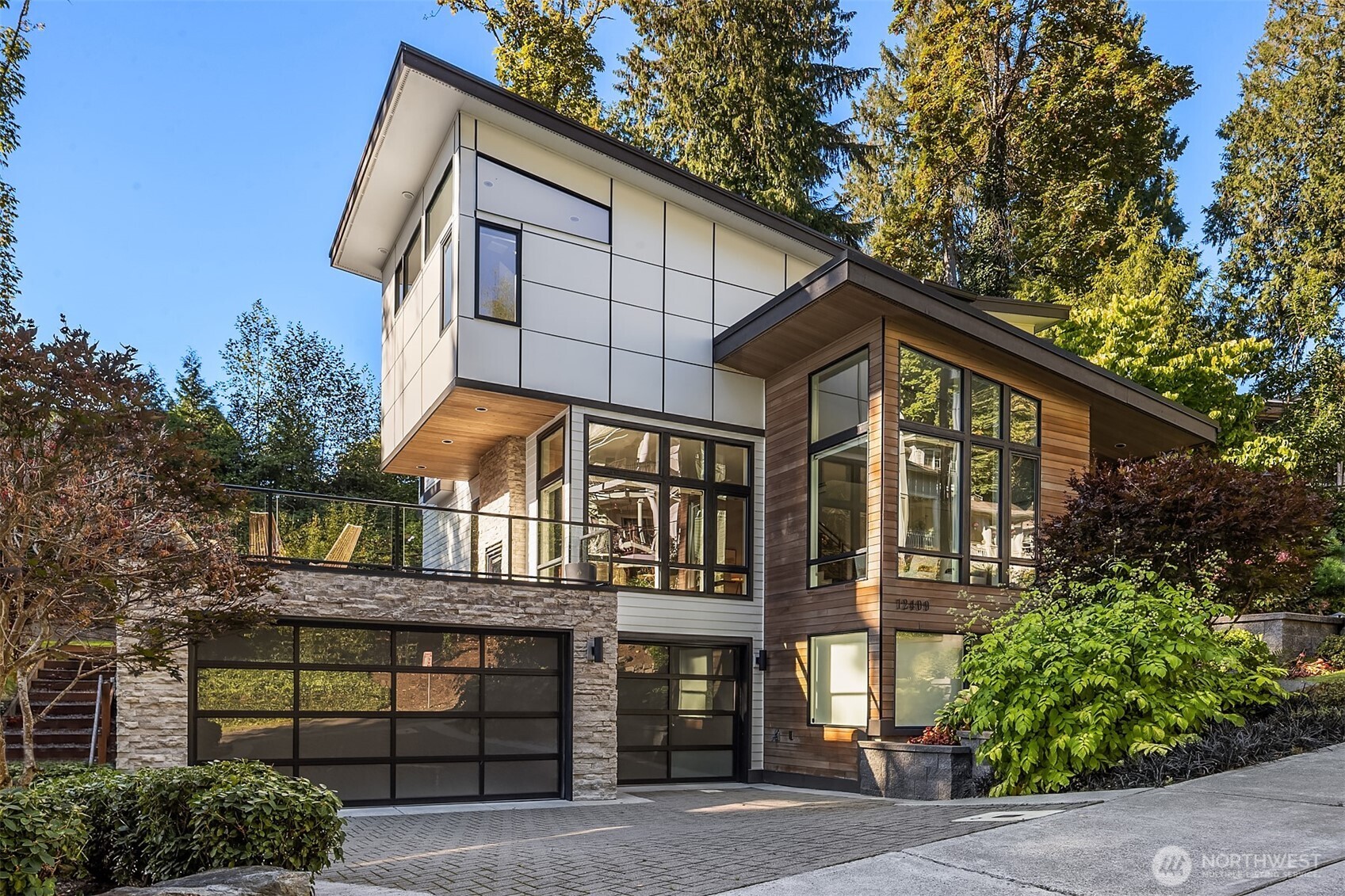Property photo for 12409 68th Avenue NE