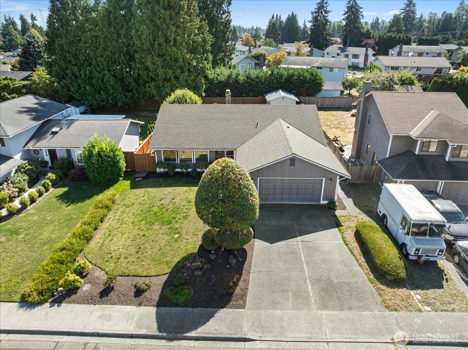 Property photo for 722 89th Street SE