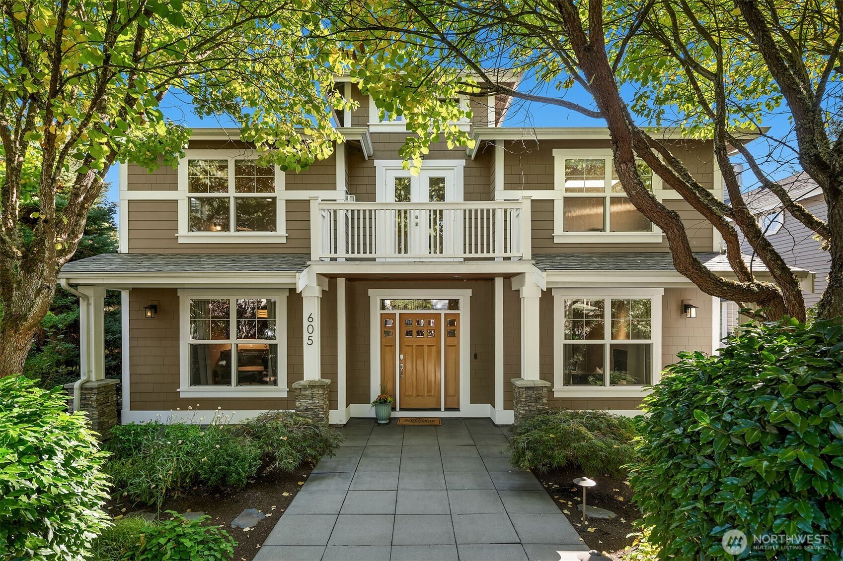 Property photo for 605 11th Avenue