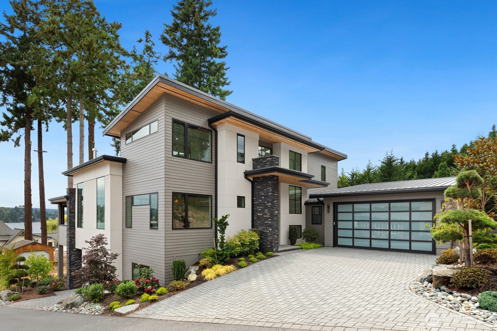 Property at 8333 NE Juanita Drive