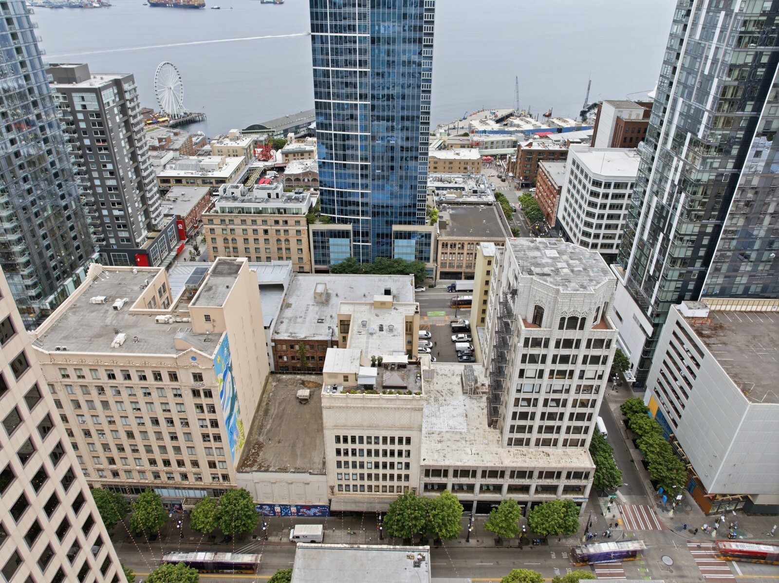 Property at 1521 -1523 3rd Avenue