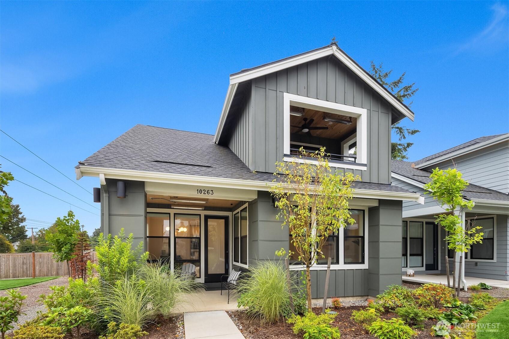 Property photo for 10263 135th Circle NE #33