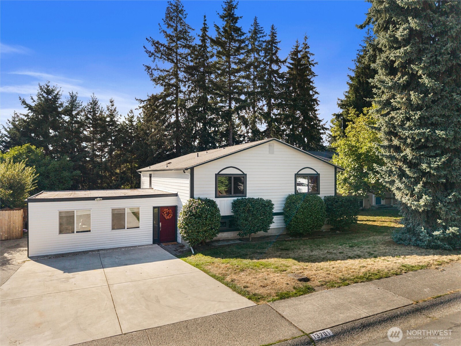 Property photo for 13701 115th Avenue NE