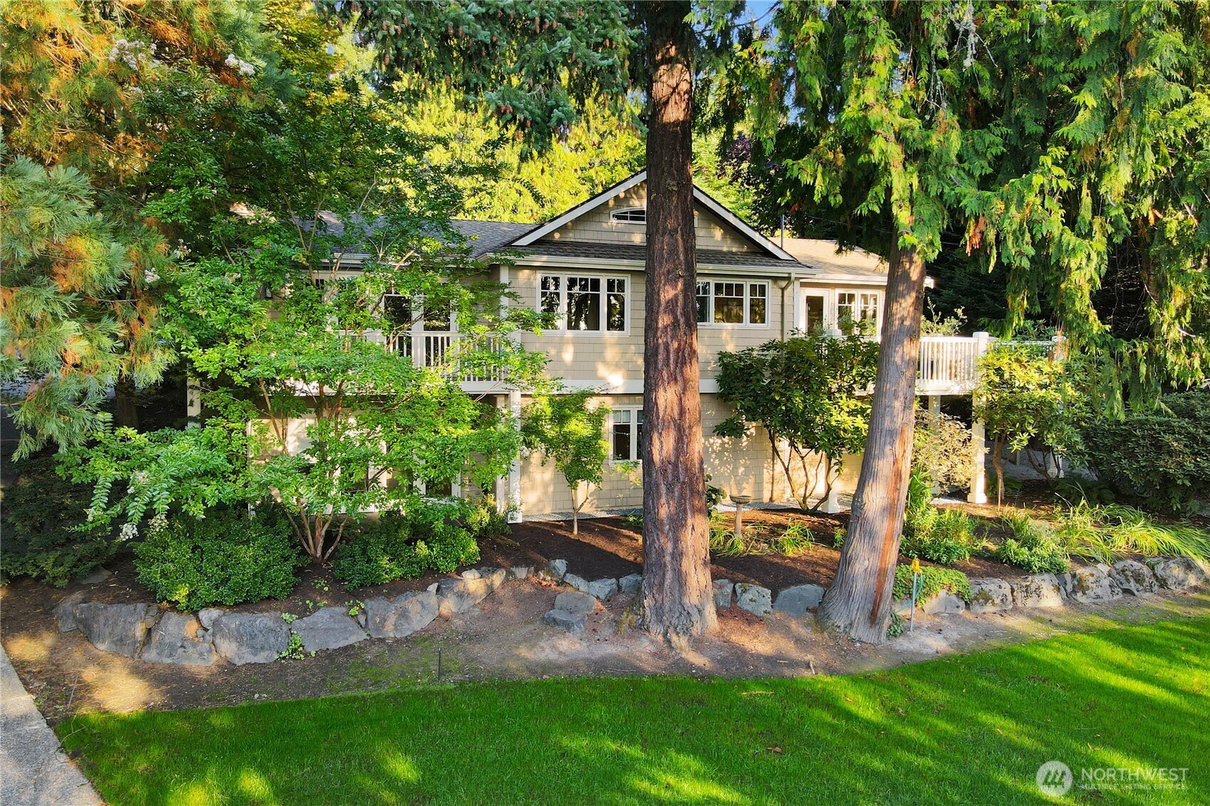 Property at 6720 W Mercer Way