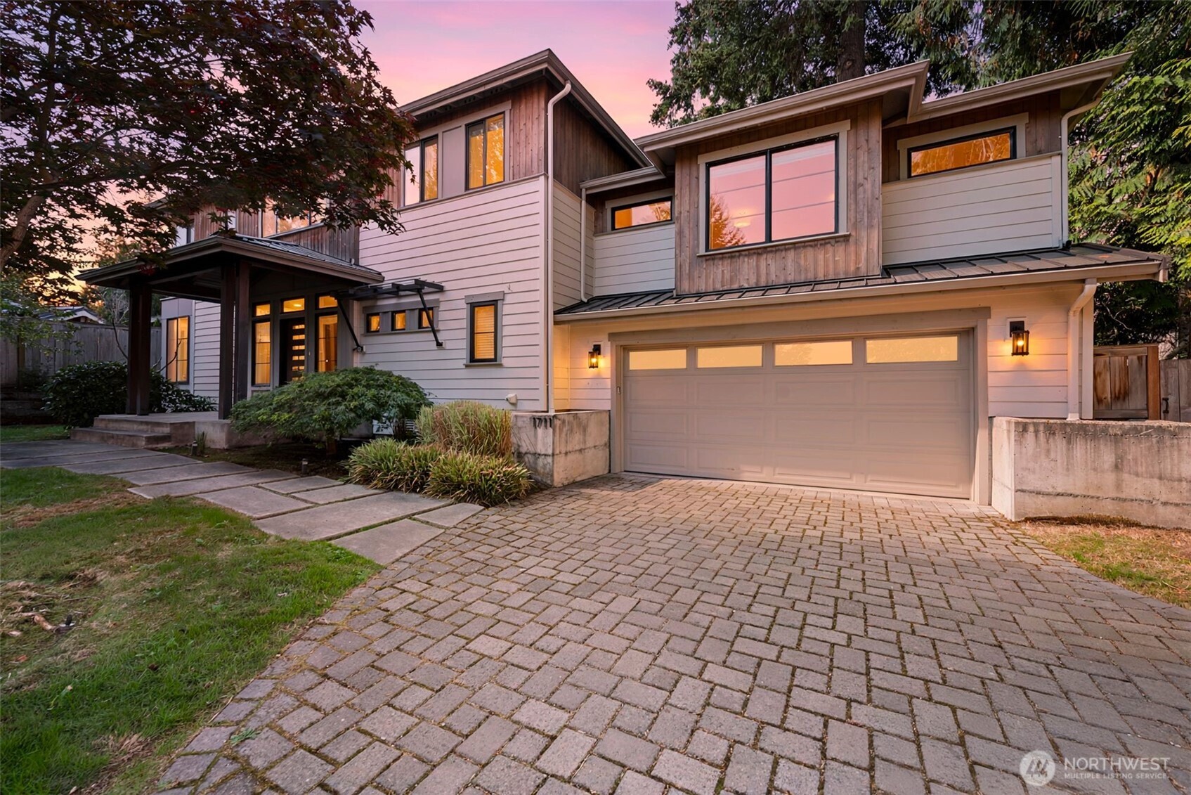 Property photo for 1711 4th St