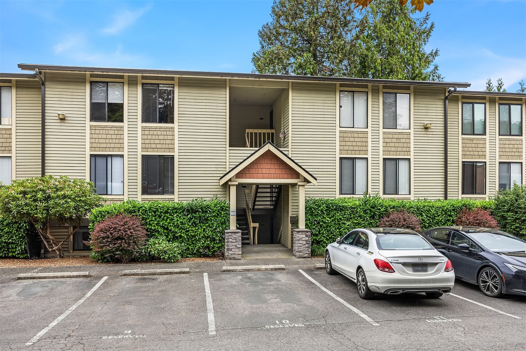 Property photo for 11801 100th Avenue NE #A103