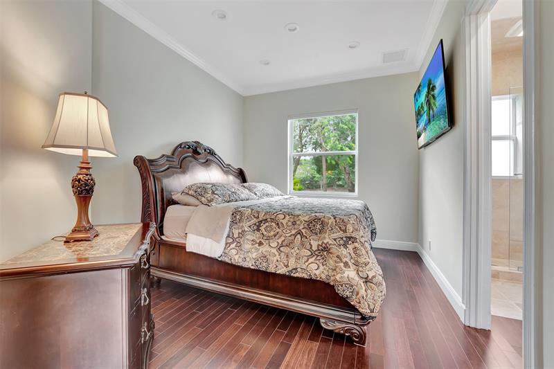 Photo 73