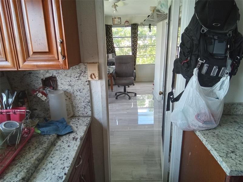 Photo 36
