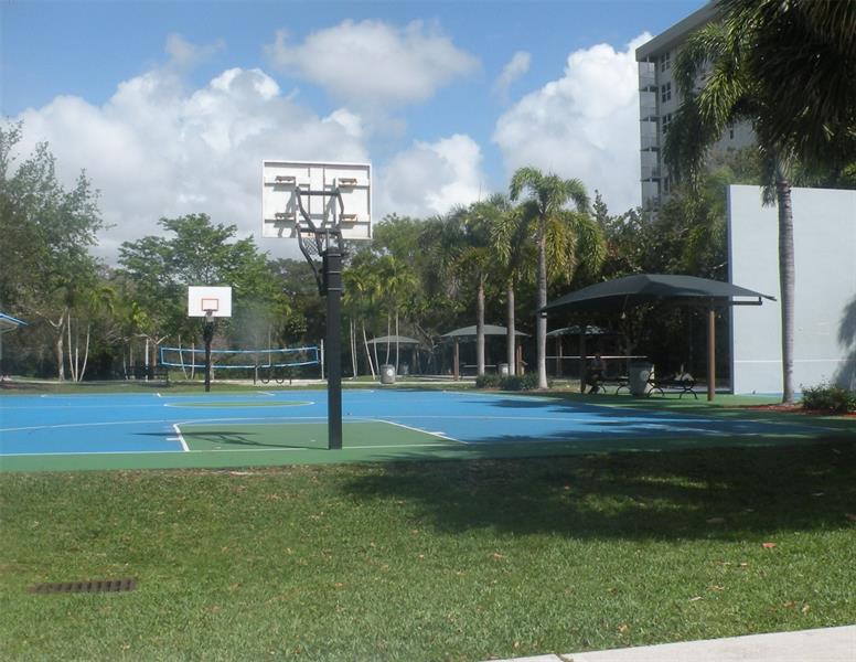 Photo 33
