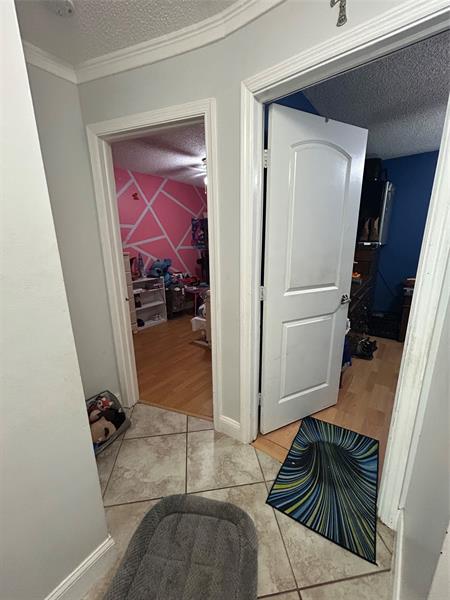 Photo 34