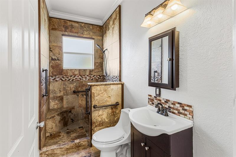 Photo 46