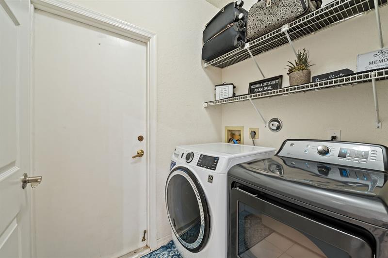 Photo 30