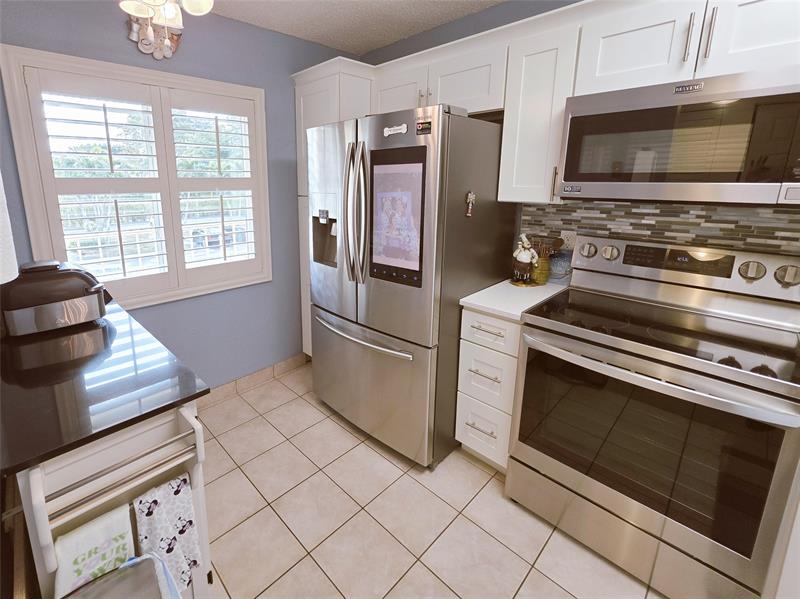 7145 Huntington Lane #208 Image