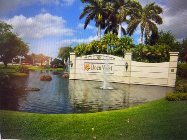 808 S Bridgewood Pl #808 Image