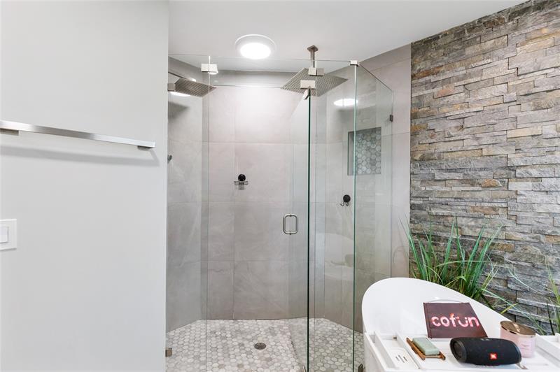 Photo 56