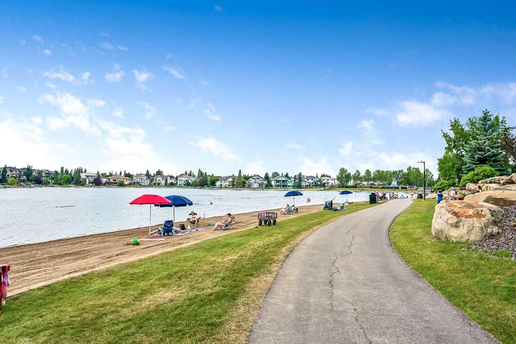 MLS# 242923048