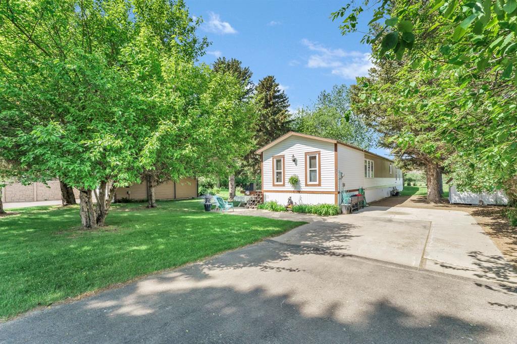 MLS# 242725607