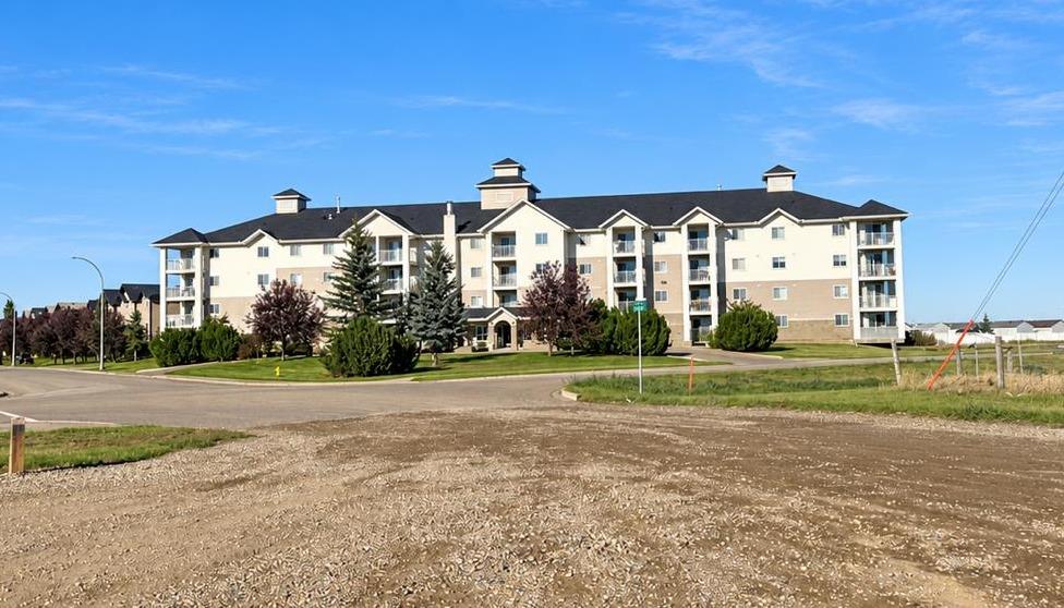 MLS# 242801752