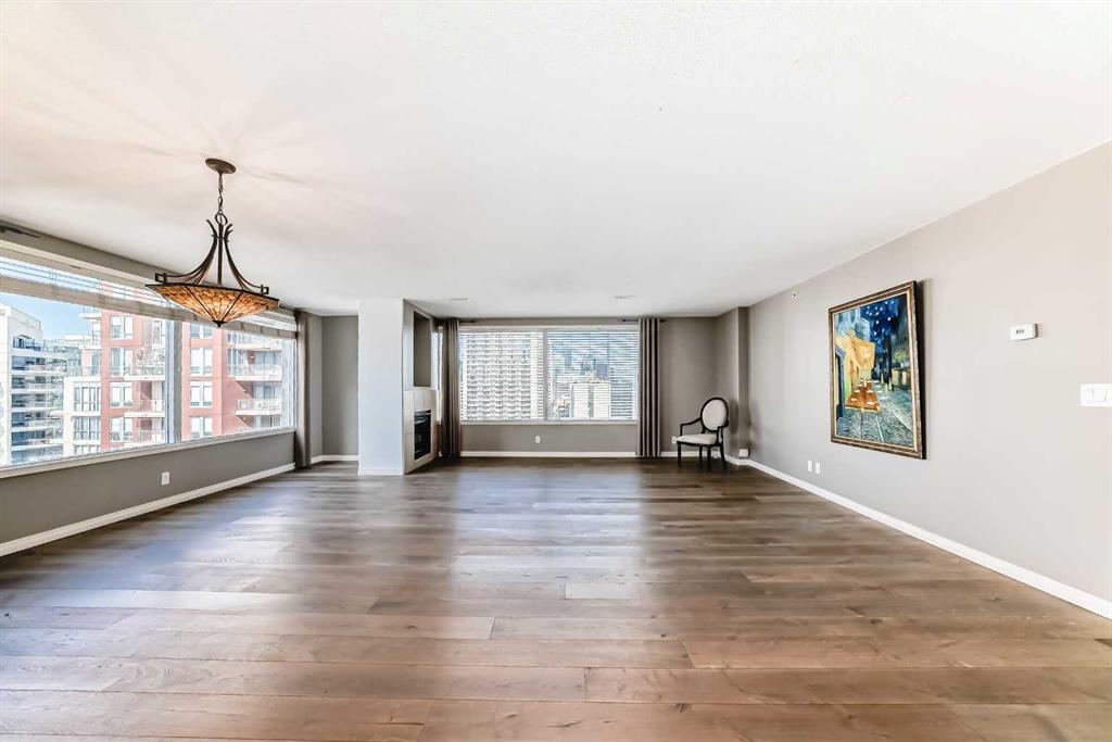 MLS# 242946595