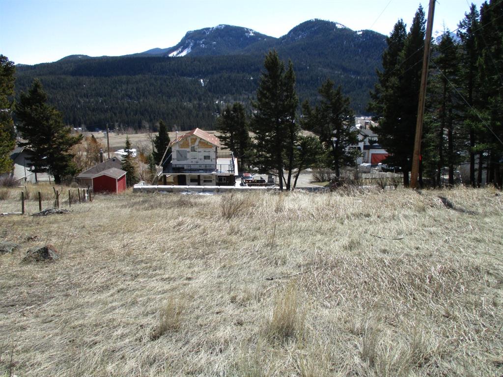 MLS# 213656382