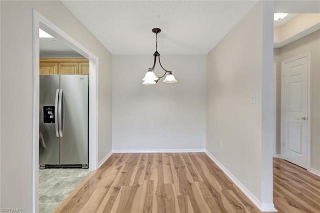 Residence 207, photo 11 of 22