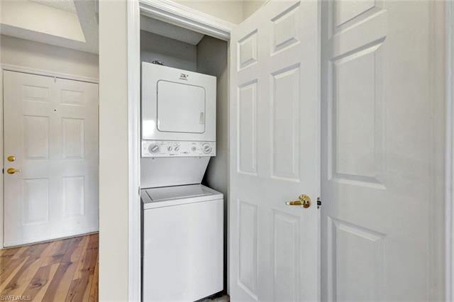 Residence 207, photo 16 of 22