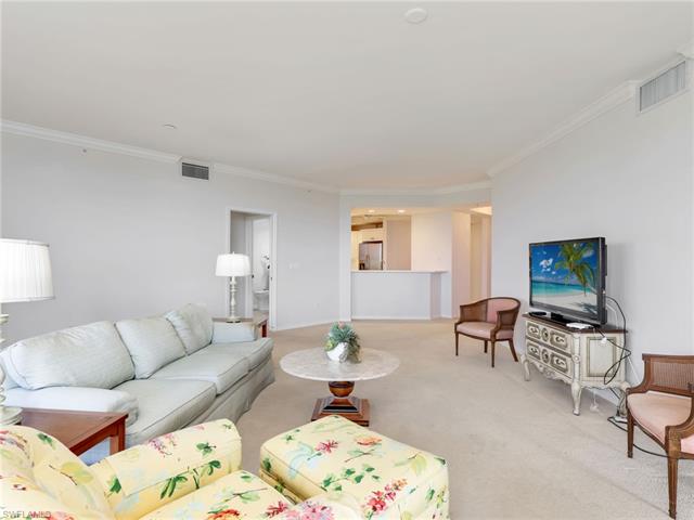 Residence 1007, photo 10 of 49