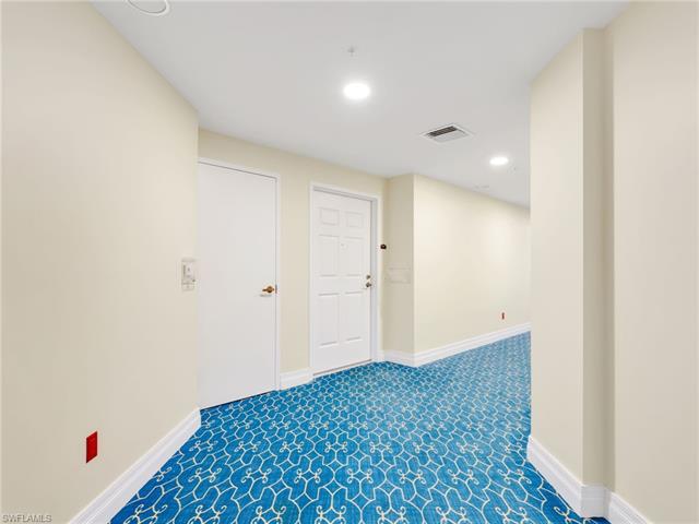 Residence 1007, photo 5 of 49