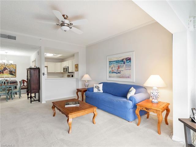 Residence 9-301, photo 6 of 47