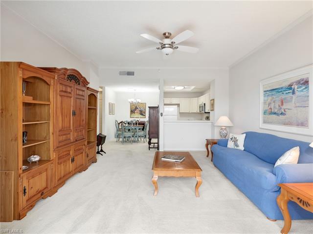 Residence 9-301, photo 7 of 47