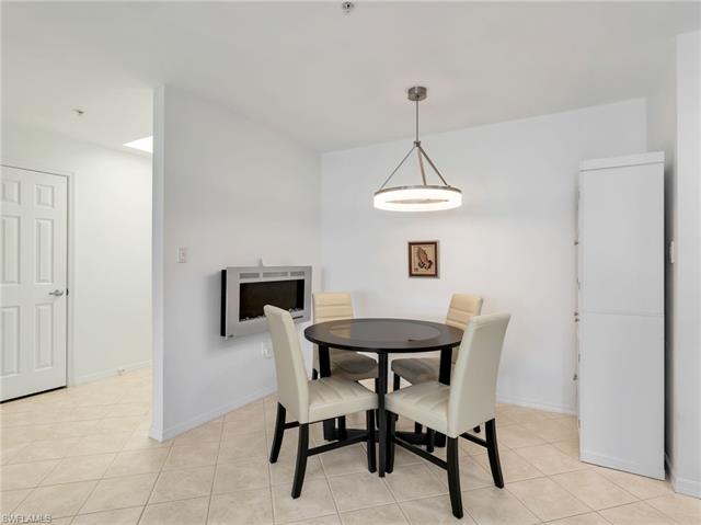 Residence 2-501, photo 11 of 50