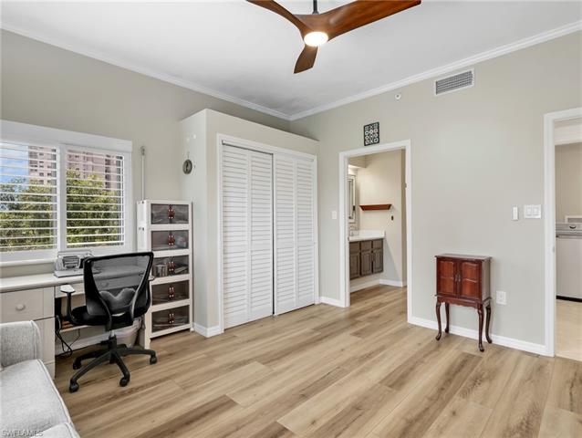 Residence 2-501, photo 19 of 50