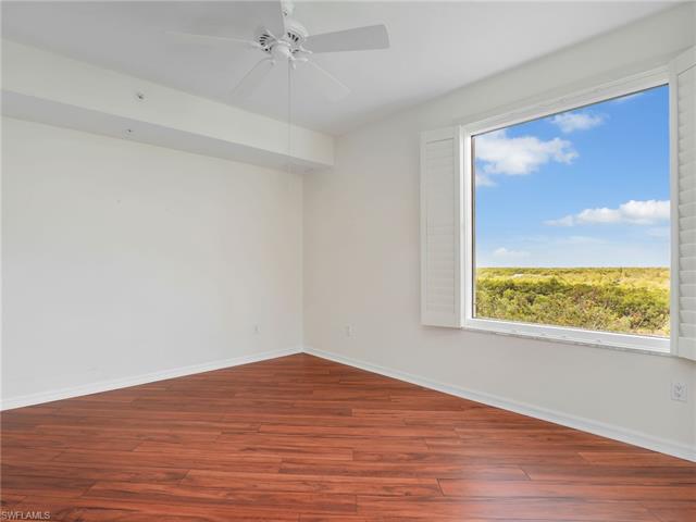 Residence 307, photo 5 of 50