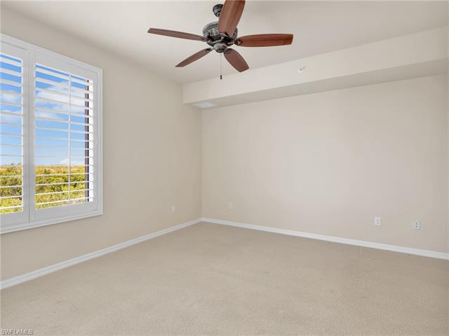 Residence 202, photo 16 of 49