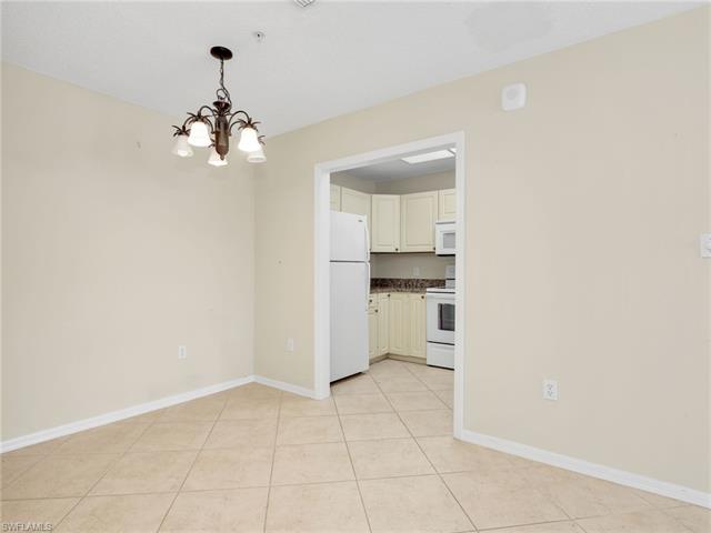 Residence 2-201, photo 12 of 48