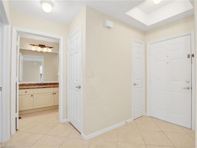 Residence 2-201, photo 4