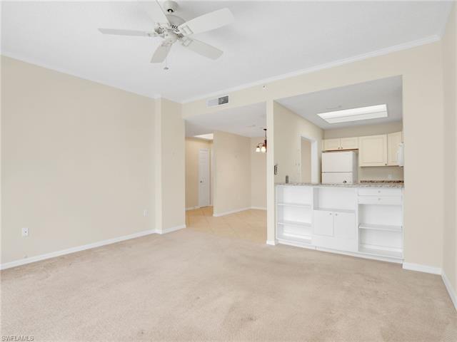 Residence 2-201, photo 9 of 48
