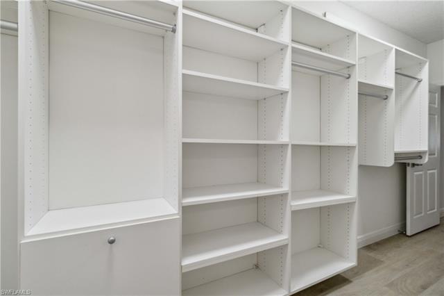 Residence 6-103, photo 14 of 40