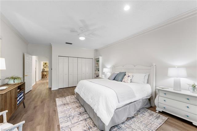 Residence 4-103, photo 15 of 44