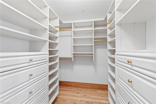 Residence 408, photo 24 of 48