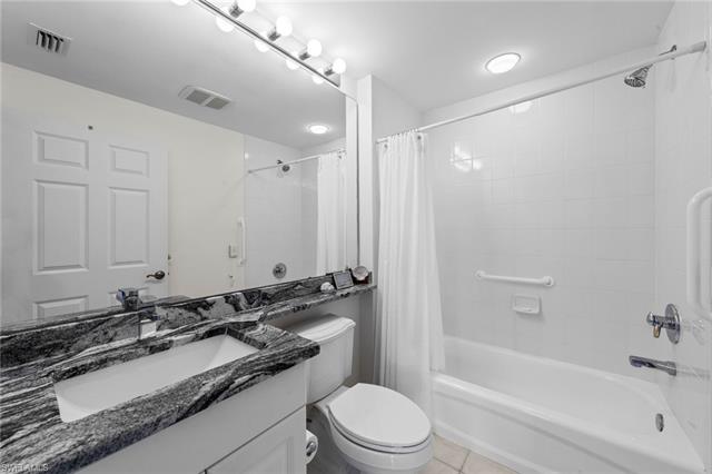 Residence 904, photo 10 of 38