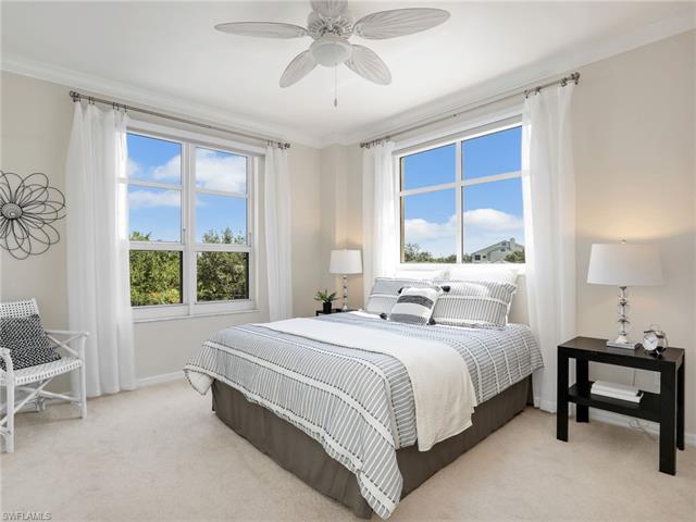 Residence 301, photo 25 of 42