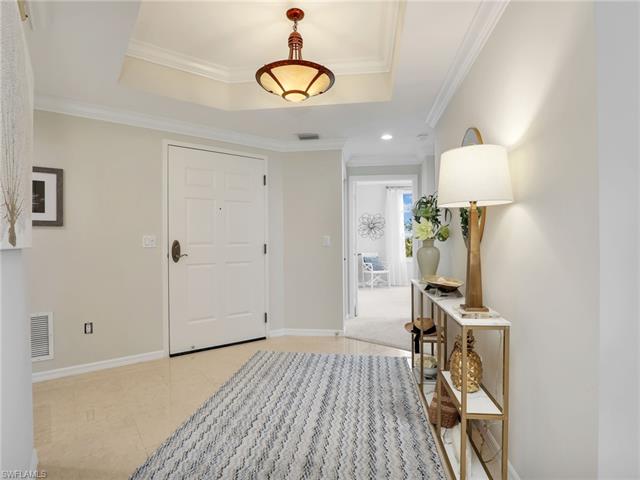 Residence 301, photo 5 of 42