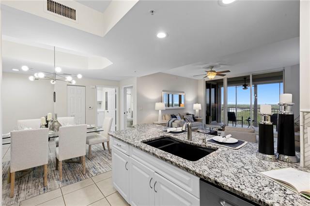 Residence 606, photo 13 of 49