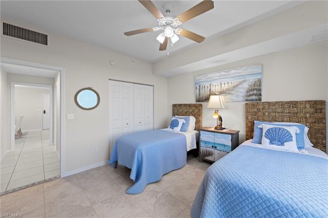 Residence 606, photo 26 of 49