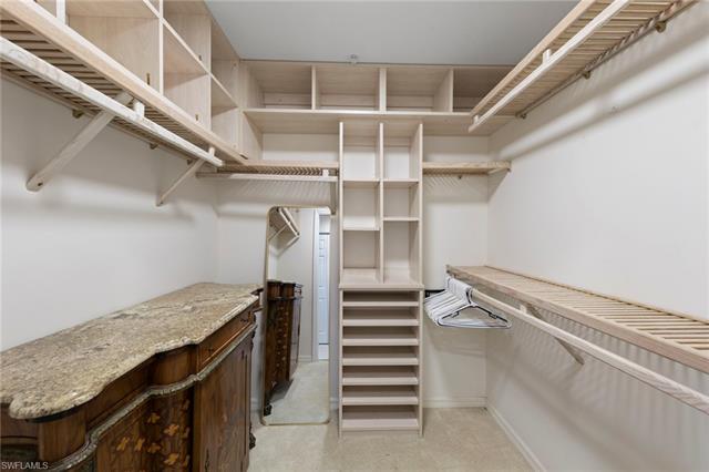 Residence 606, photo 31 of 49