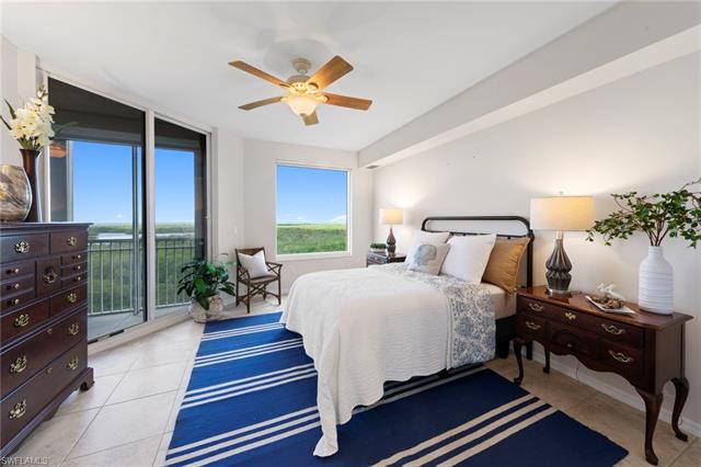 Residence 606, photo 32 of 49