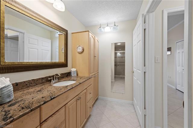 Residence 102, photo 21 of 38