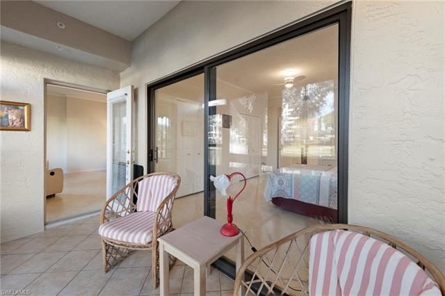Residence 102, photo 24 of 38